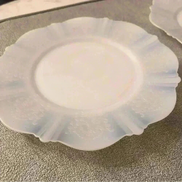 Set of 2 small  plates in the American Sweetheart pattern by Macbeth Evans 1930s - Picture 2 of 8